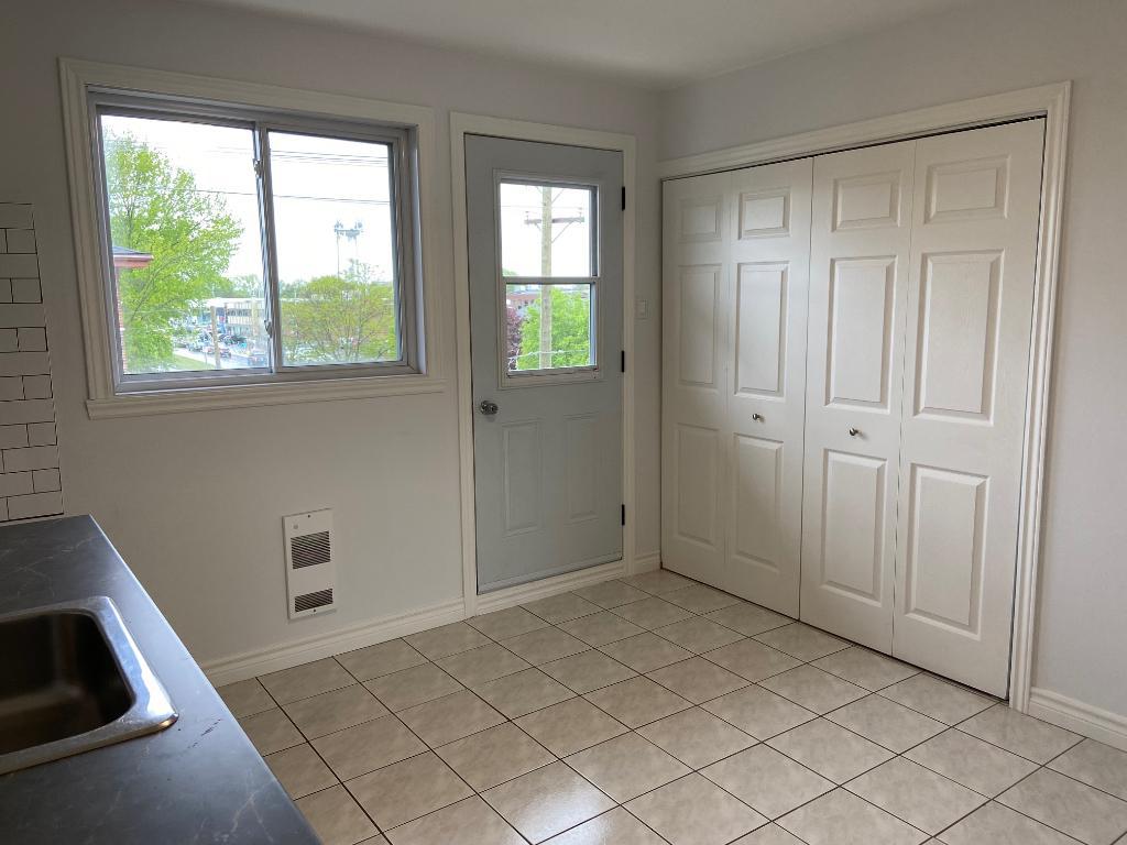 LOGEMENT 4-1/2 À LOUER | 3057217