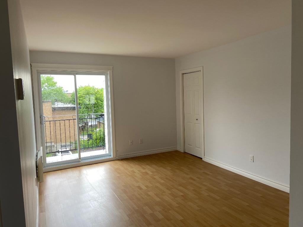 LOGEMENT 4-1/2 À LOUER | 3057217