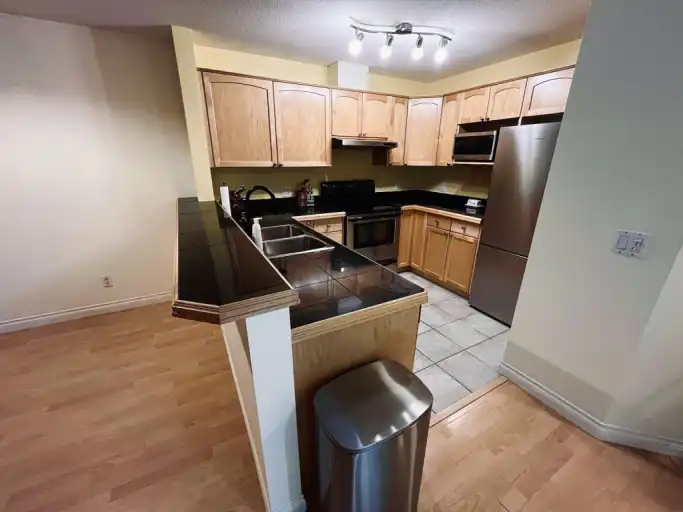 Spacious 1 Bedroom Condo in Trendy Bridgeland – Walk to Downtown! | 303 - 417 3 Avenue Northeast, Calgary | 3057400