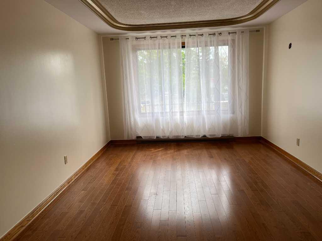 Grand 6 ½, Ahuntsic-Cartierville, disponible dès maintenant, 2350$/mois | 3057444