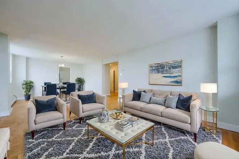 Queen Margaret II | 100 Queen Street North, Kitchener | 3057743