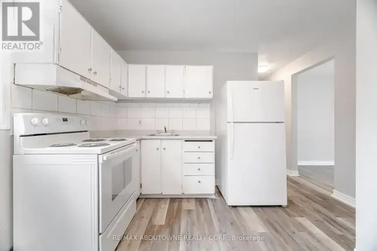 1 - 2320 HIXON STREET | 1 - 2320 HIXON STREET, Oakville | 3085539