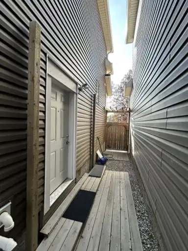 Modern Auburn Bay Basement Suite – Utilities Included* – Steps to Lake | Calgary | 3058991