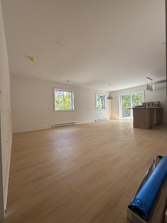 Logement 5 1/2 | 3087431