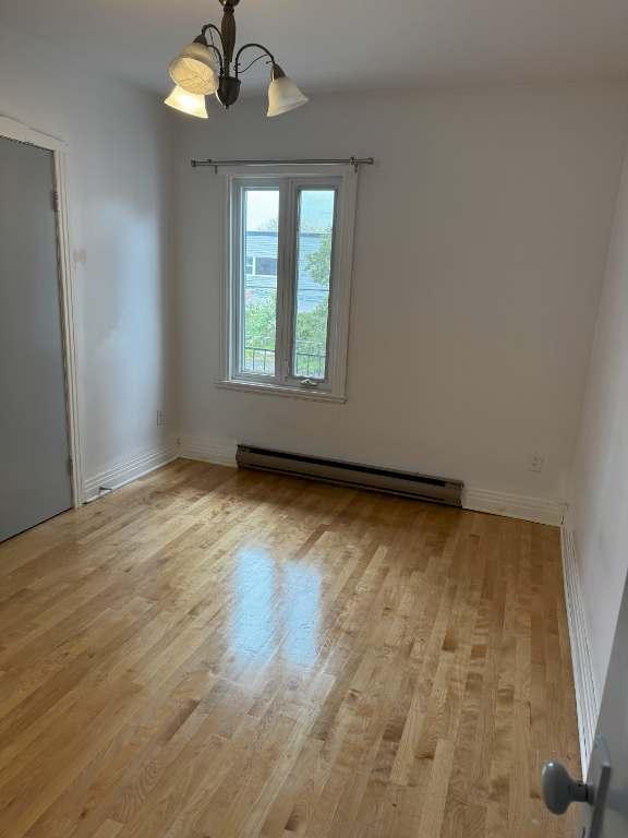 4 et 1/2 (2 chambres fermées), Métro Crémazie | 3059032