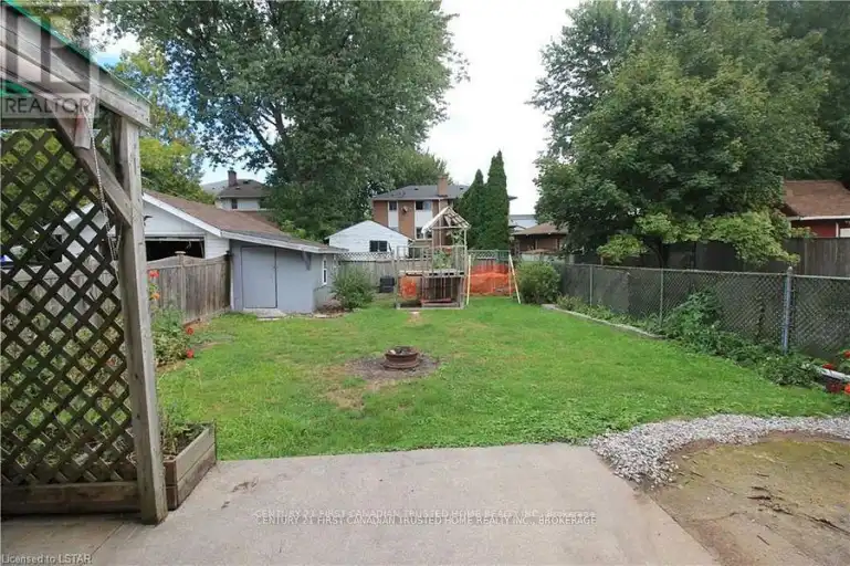 686 KEMBER AVENUE | 686 KEMBER AVENUE, Sarnia | 3059162