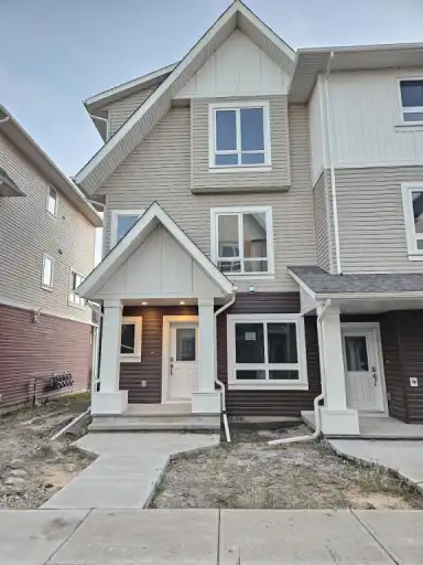 Beautiful Athlone 4 bedroom townhouse for rent. | 13003 132 Avenue Northwest, Edmonton | 3069171