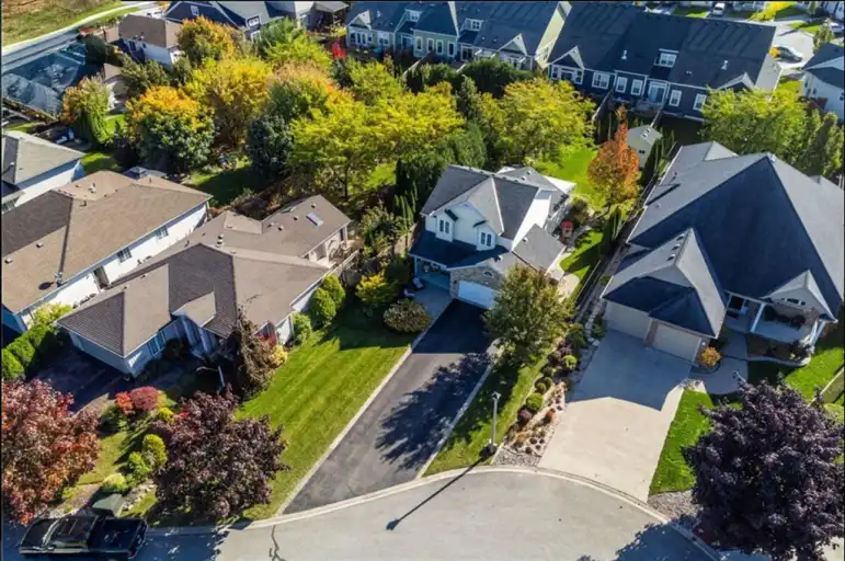 33 Diana Dr | 33 Diana Dr, Niagara-on-the-Lake | 3059479