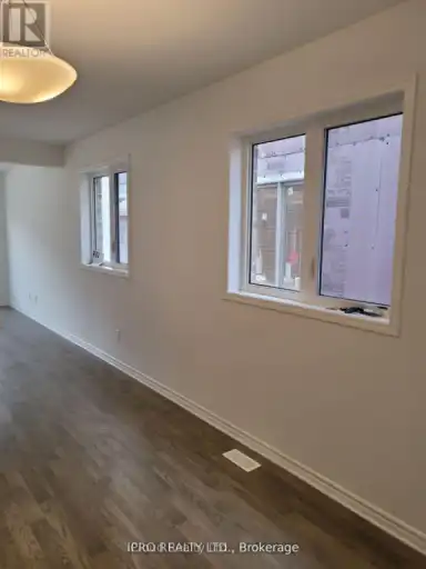 22 MILT SCHMIDT STREET W | 22 MILT SCHMIDT STREET W, Kitchener | 3060253