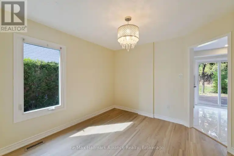 2051 GLENADA CRESCENT | 2051 GLENADA CRESCENT, Oakville | 3077739