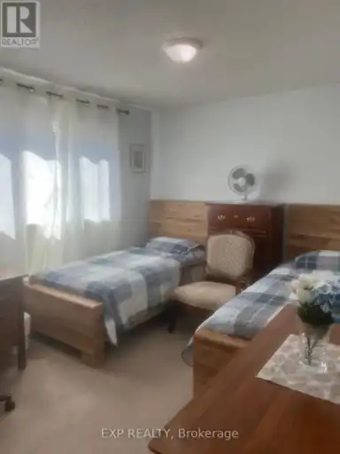 ROOM 1 & 2 - 14 GRIFFITHS DRIVE | ROOM 1 & 2 - 14 GRIFFITHS DRIVE, Ajax | 3060340