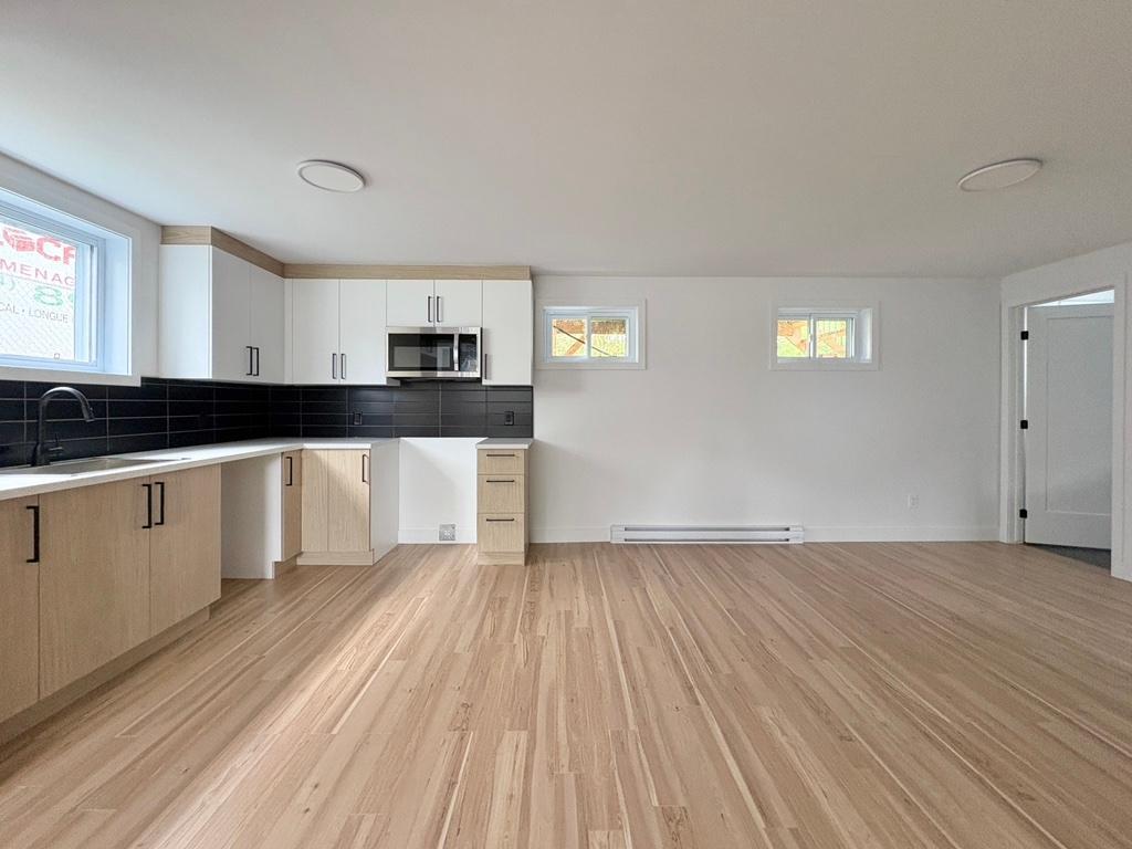 À louer (1 chambre) St-Hubert ***NEUF*** | 3060756
