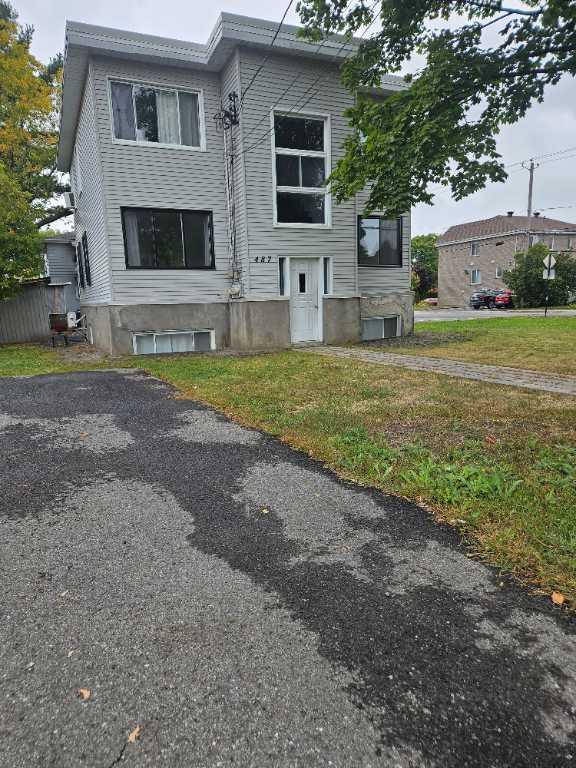 Grand 4 1/2 à louer | 3061077