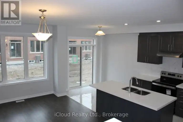 34 MARLBOROUGH STREET NW | 34 MARLBOROUGH STREET NW, Whitby | 3061198