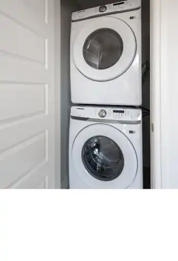 Cozy 2bedroom, 2.5bath close to Airport | 10060 46 Street Northeast, Calgary | 3061328