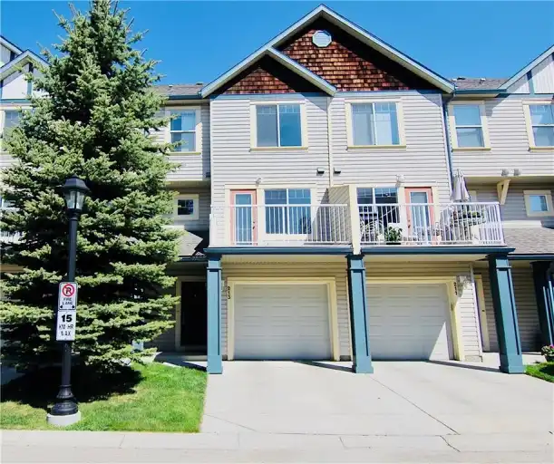 2 BEDROOM, 2.5 BATHROOM townhouse- LONG TERM | 213 Copperfield Lane Southeast, Calgary | 3061337