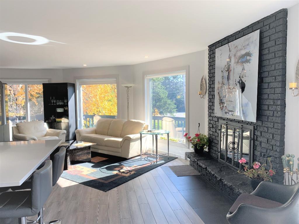 Laurentides- Saint-Sauveur , Qc | 3061390