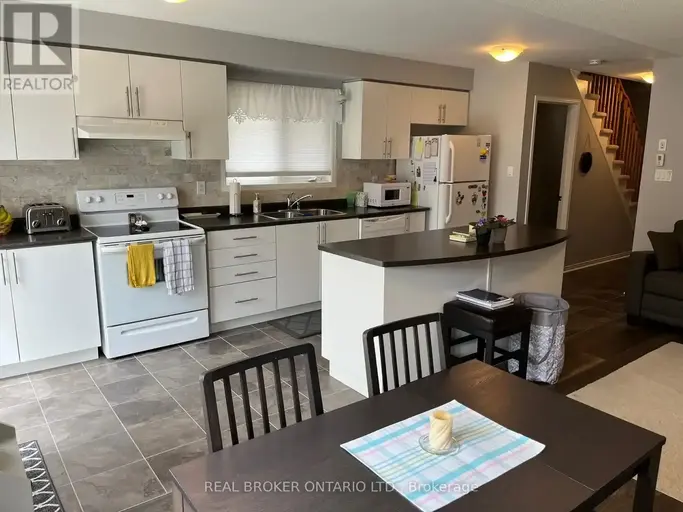 106 RUSSEL DRIVE | 106 RUSSEL DRIVE, Bradford West Gwillimbury | 3061410