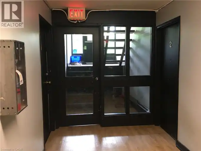 154 ELGIN Street N Unit# 3 | 154 ELGIN Street N Unit# 3, Cambridge | 3061869