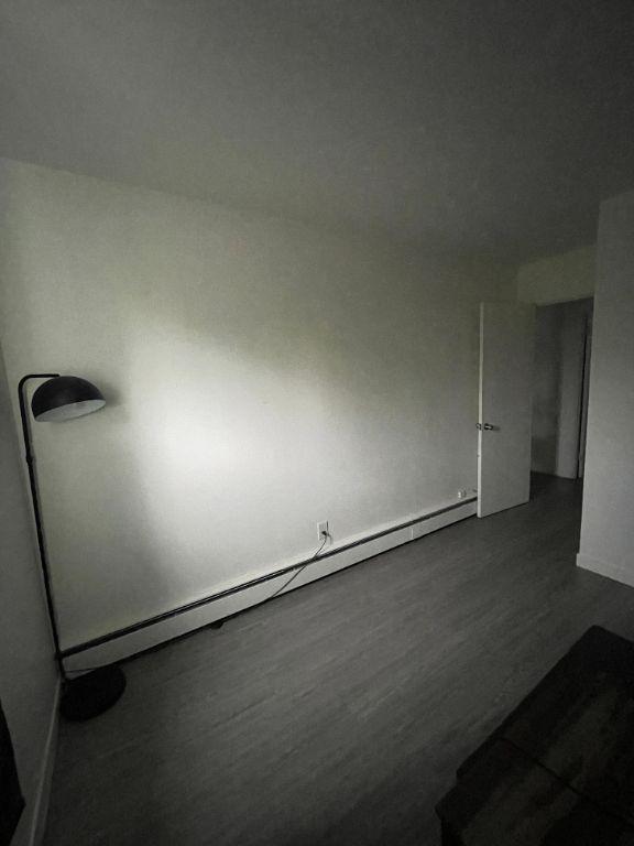 Grand 4 ½ lumineux situé au 2e étage sur la rue St-Michel à Sherbrooke | 3062761