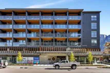 Ashlu Apartments | 38012 3rd Avenue, Squamish | 3062968