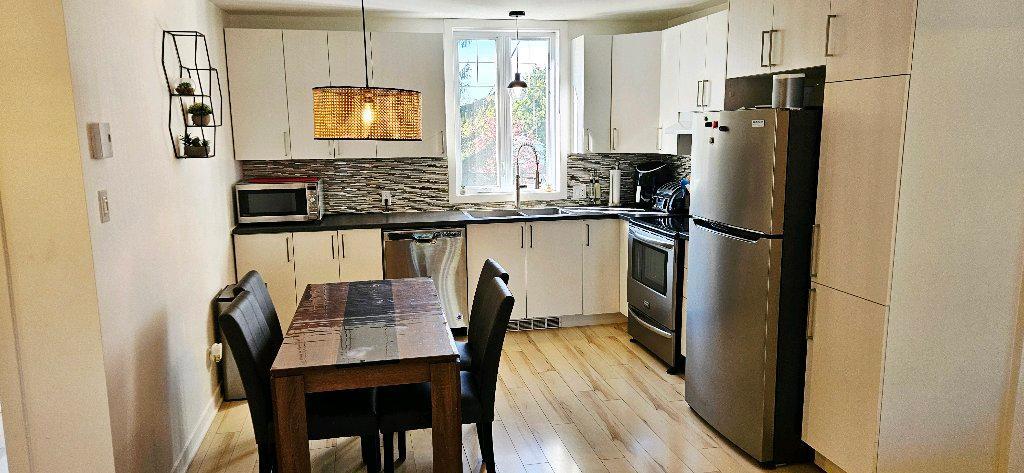 Grand Logement 4 1/2 | 3063120