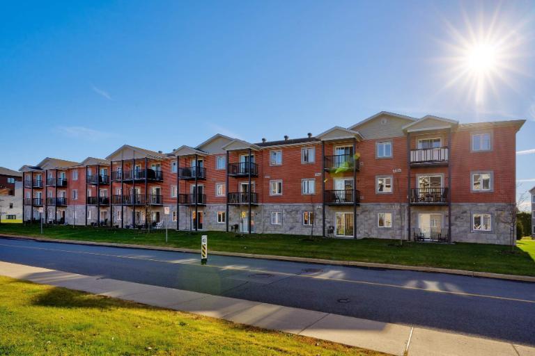2 CH - 1 SDB - Richelieu - $1,495 /mo | 3063123