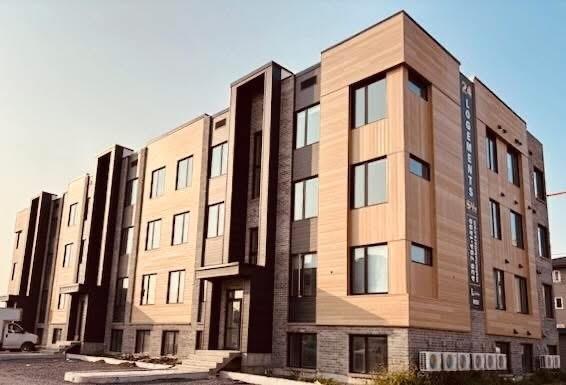 191-201-211 Av. Louis Levesque Otterburn Park | 3063141