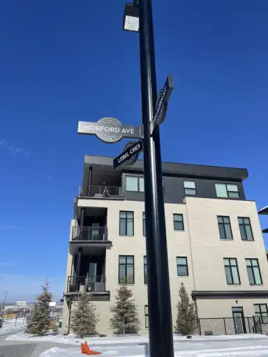 Convenient Living | Calgary | 3063385