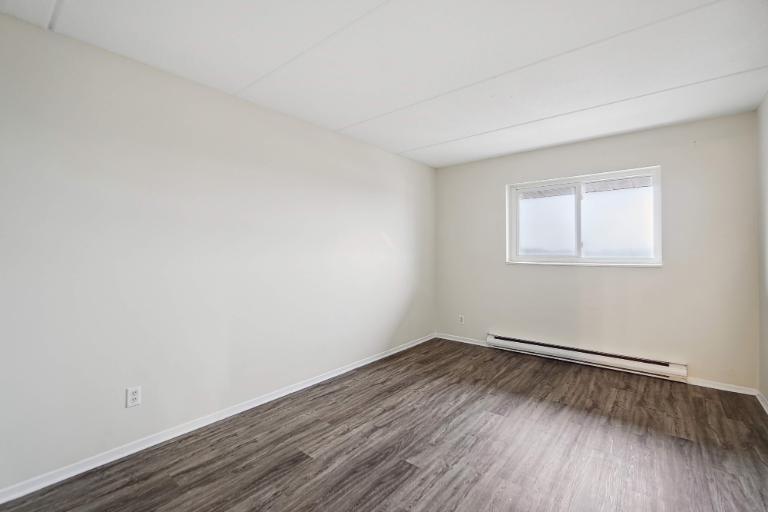 2 CH - 1 SDB - Gatineau - $1,695 /mo | 3063691