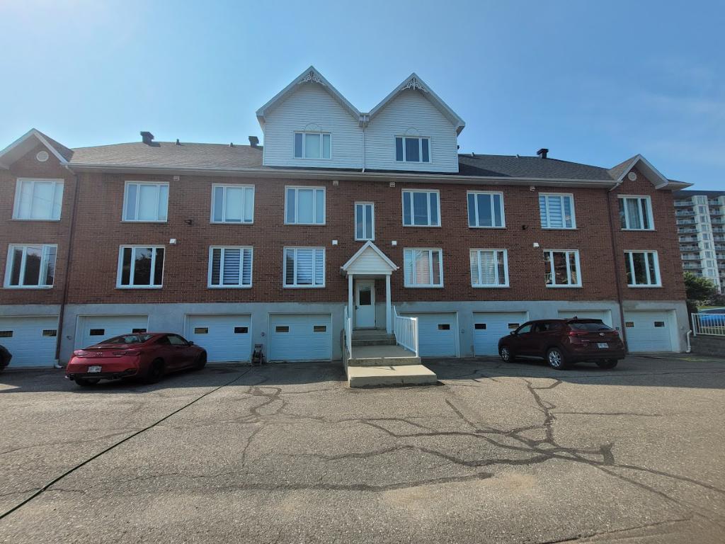 Grand appartement sur 2 étages | 3063932