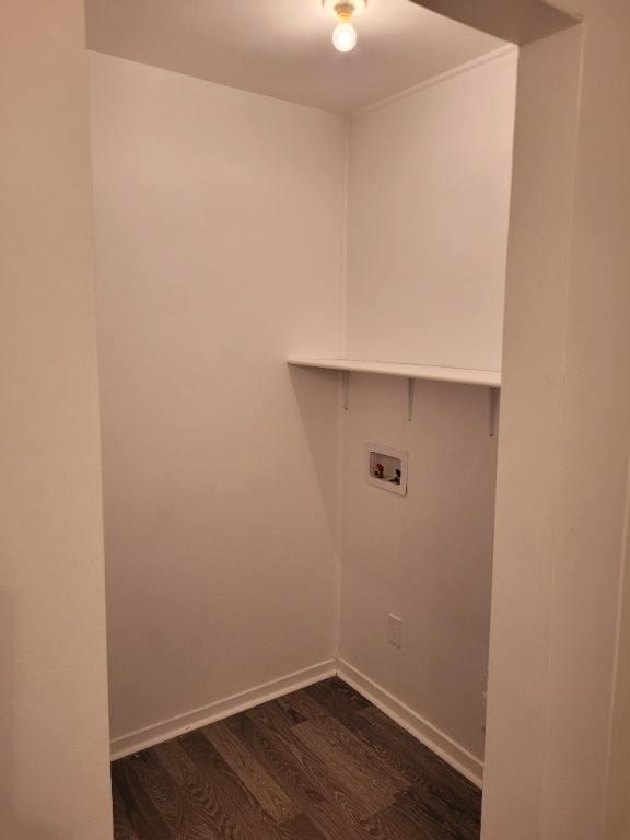 logement 3 1/2 au 2e- 3e étages 244 Denison O 870$- 885$ | 3064903