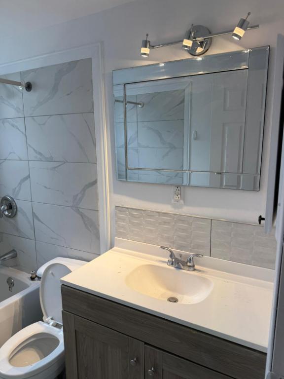 51/2 a Boisbriand dispo 1octobre2025 les inclus : internet 2 stationnements, Loker, Thermopompe | 3065318