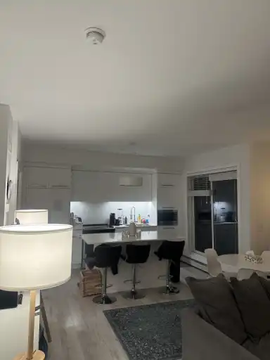 Modern 2 Bed 2.5 Bath Townhome | 407 - 3125 39 Street Northwest, Calgary | 3065584