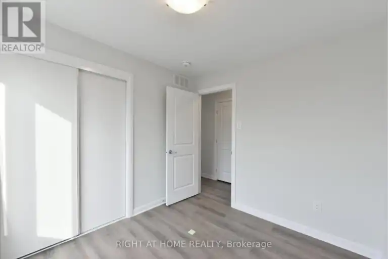 368 CLEARPATH PRIVATE | 368 CLEARPATH PRIVATE, Ottawa | 3081291