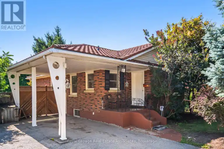 UPPER - 319 GRANTHAM AVENUE | UPPER - 319 GRANTHAM AVENUE, St. Catharines | 3066739