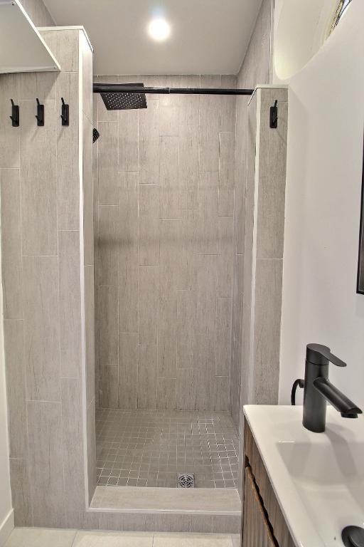 Studio entièrement meublé et refait à neuf | 3120441