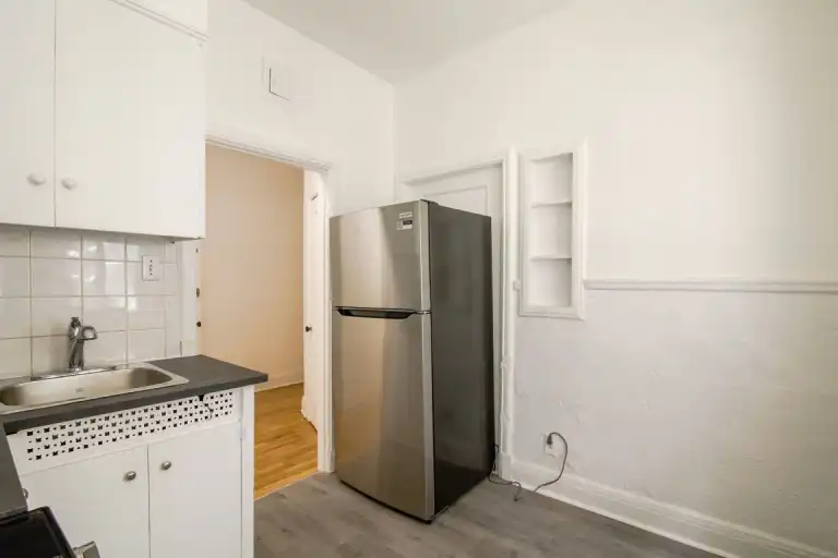 4870 Queen Mary Road | 4890 Queen Mary Road, Montreal | 3067098
