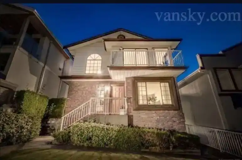 Fully furnished 2 bed apartment near Point Grey Vancouver | 2881 Alma Street, Vancouver | 3067295