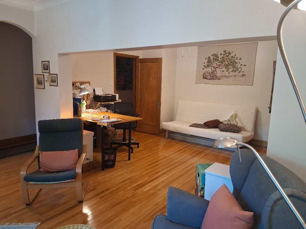 4 1/2 au rez-de-chaussée avec cour privée | 3067737