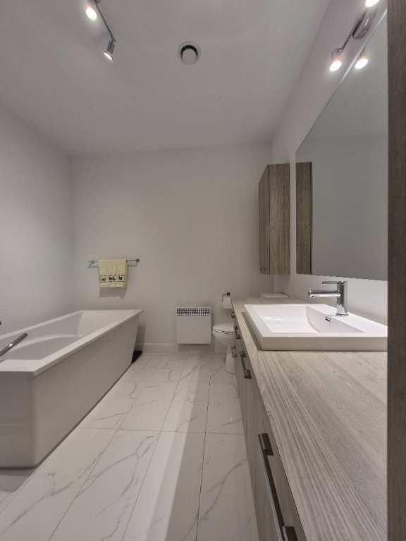 Grand Condo 3 1/2 à Louer CESSION BAIL Saint-Augustin | 3068964