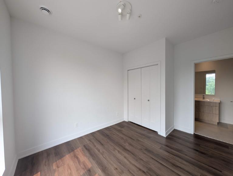 2 CH - 2 SDB - Longueuil - $1,995 /mo | 3069714