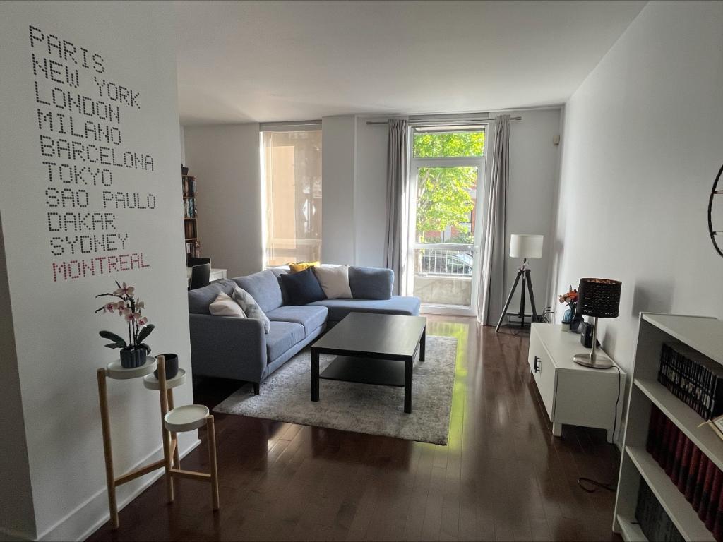 Superbe 4-1/2 (2 chambres + 2 salles de bain) - 2000$/mois - Vieux-Port - disponible 1er Novembre | 3074657