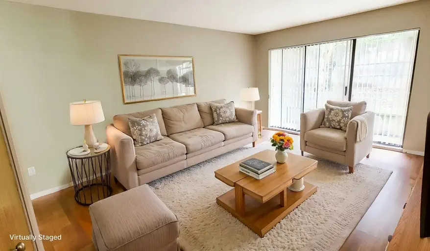 Sunshine Apartments | 33184 George Ferguson Way, Abbotsford | 3072408