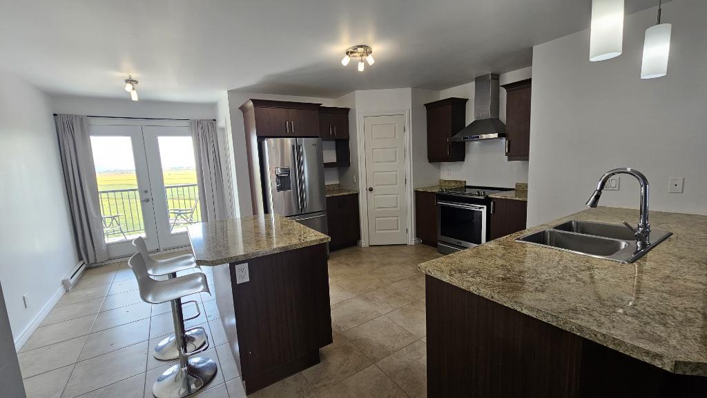Grand 5 1/2 à louer magnifique vue, aire ouverte | 3072574