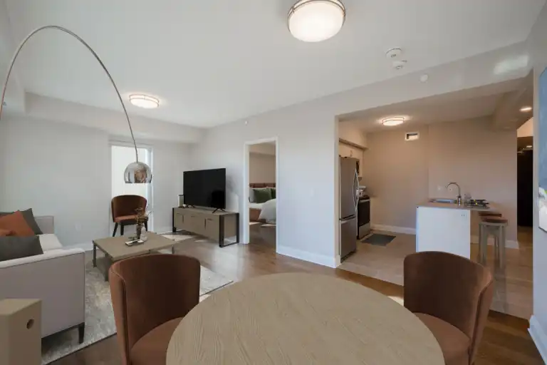 The Duchess | 833 Richmond Road, Ottawa | 3079973