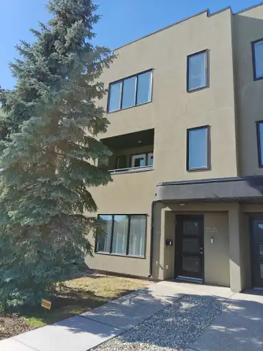 Centrally located townhome in the heart of Marda Loop. | 3525 19 Street Southwest, Calgary | 3072875