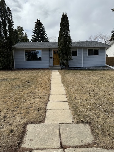 Fully Renovated Bungalow | 12 Manor Drive, Spruce Grove | 3072903