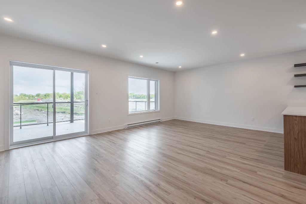 Apaprtement style condo à louer 5 1/2 Otterburn Park | 3072957