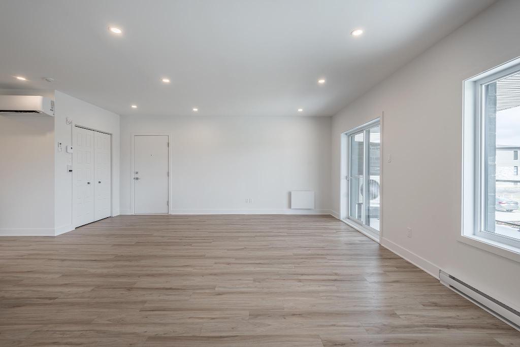 Apaprtement style condo à louer 5 1/2 Otterburn Park | 3072957
